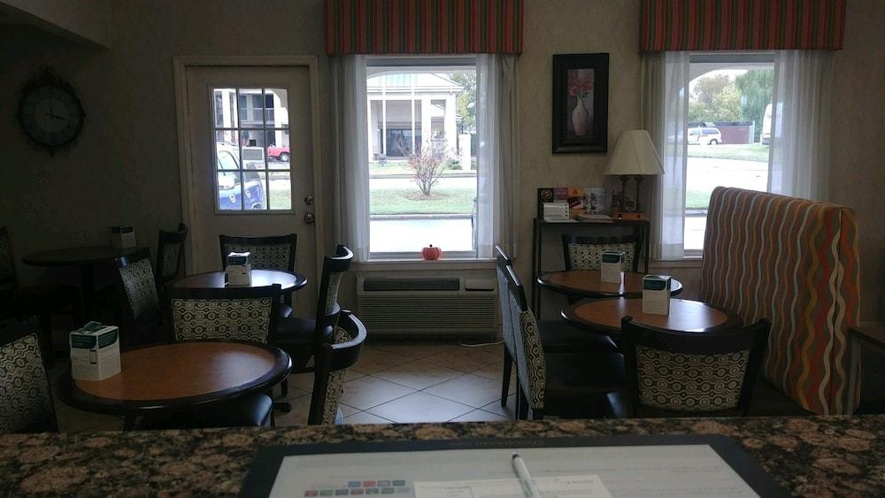 Quality Inn & Suites Covington Экстерьер фото