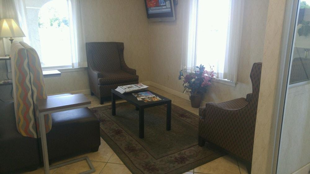 Quality Inn & Suites Covington Экстерьер фото