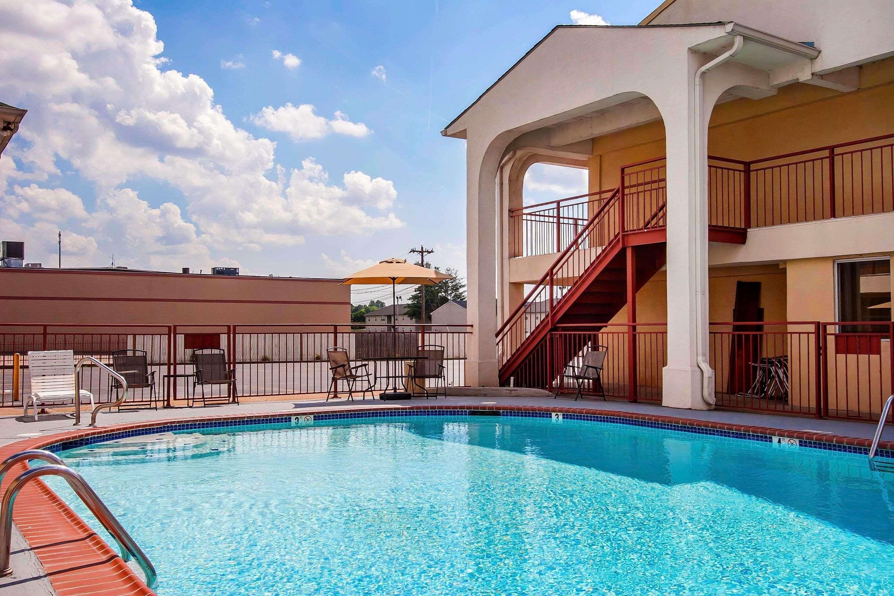 Quality Inn & Suites Covington Экстерьер фото