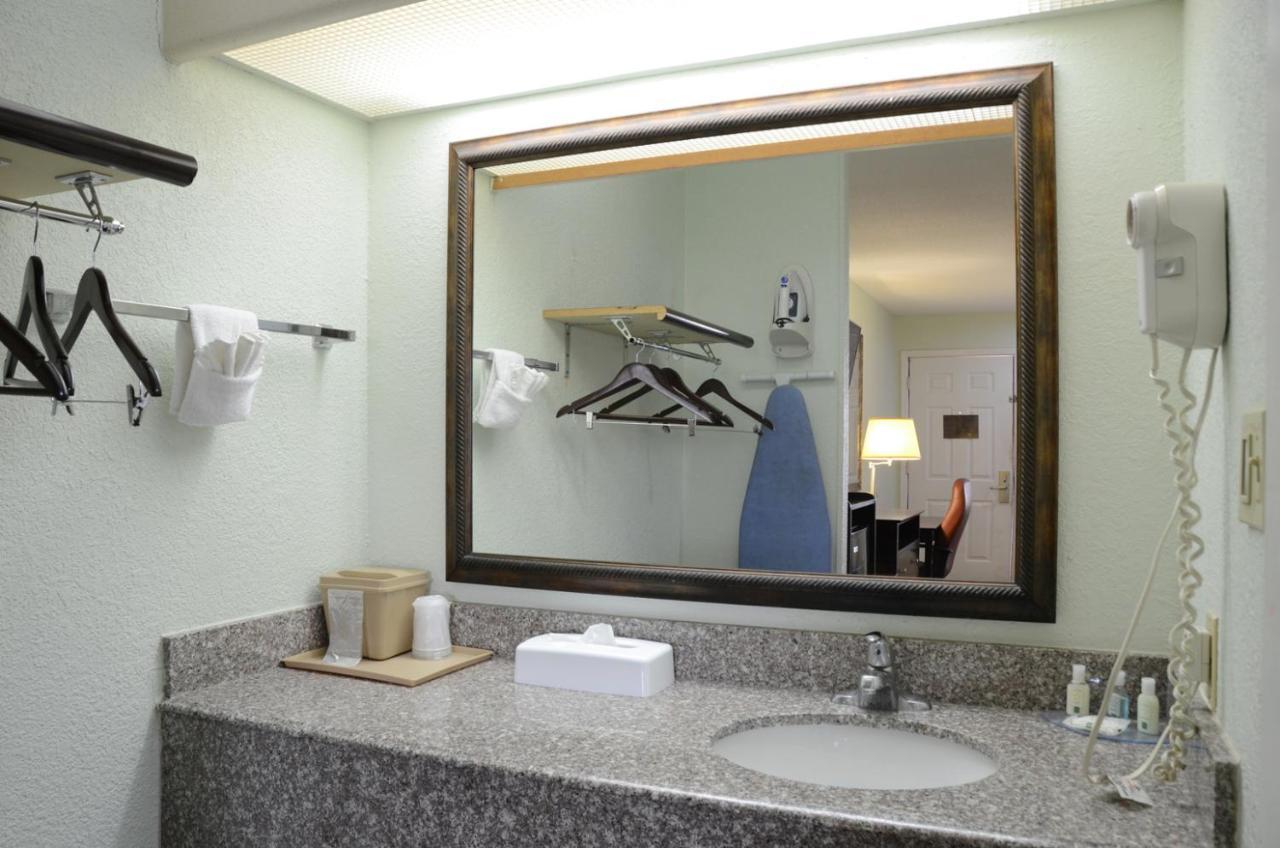 Quality Inn & Suites Covington Экстерьер фото
